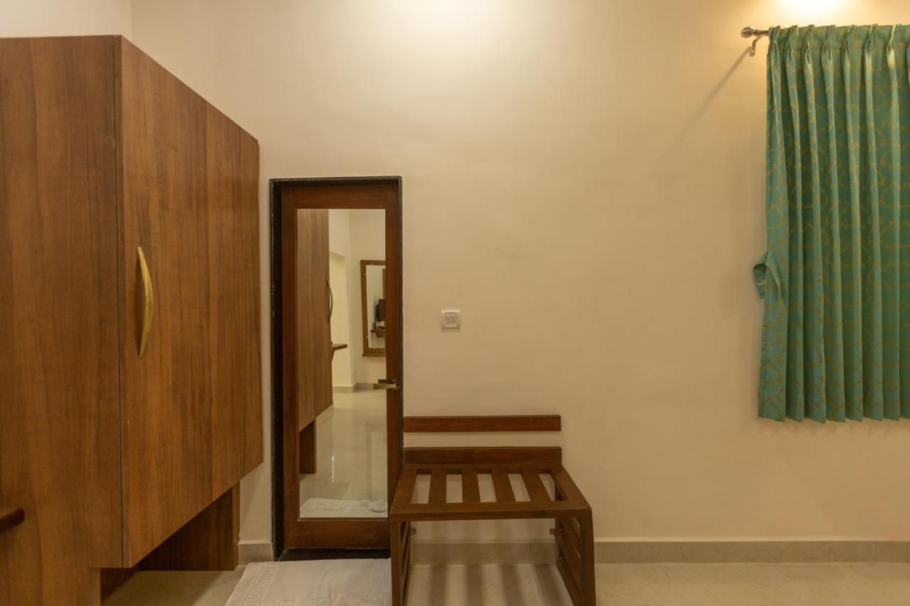 Kstdc Hotel Mayura Adilshahi Bijapur 外观 照片